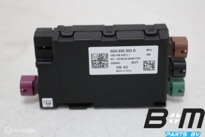 USB hub met spanningsomvormer VW Polo 2G 5G0035953D, Utilisé