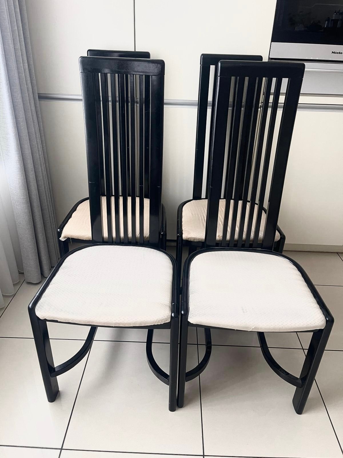 4 chaises année 80s, Maison & Meubles, Enlèvement, Comme neuf, Tissus