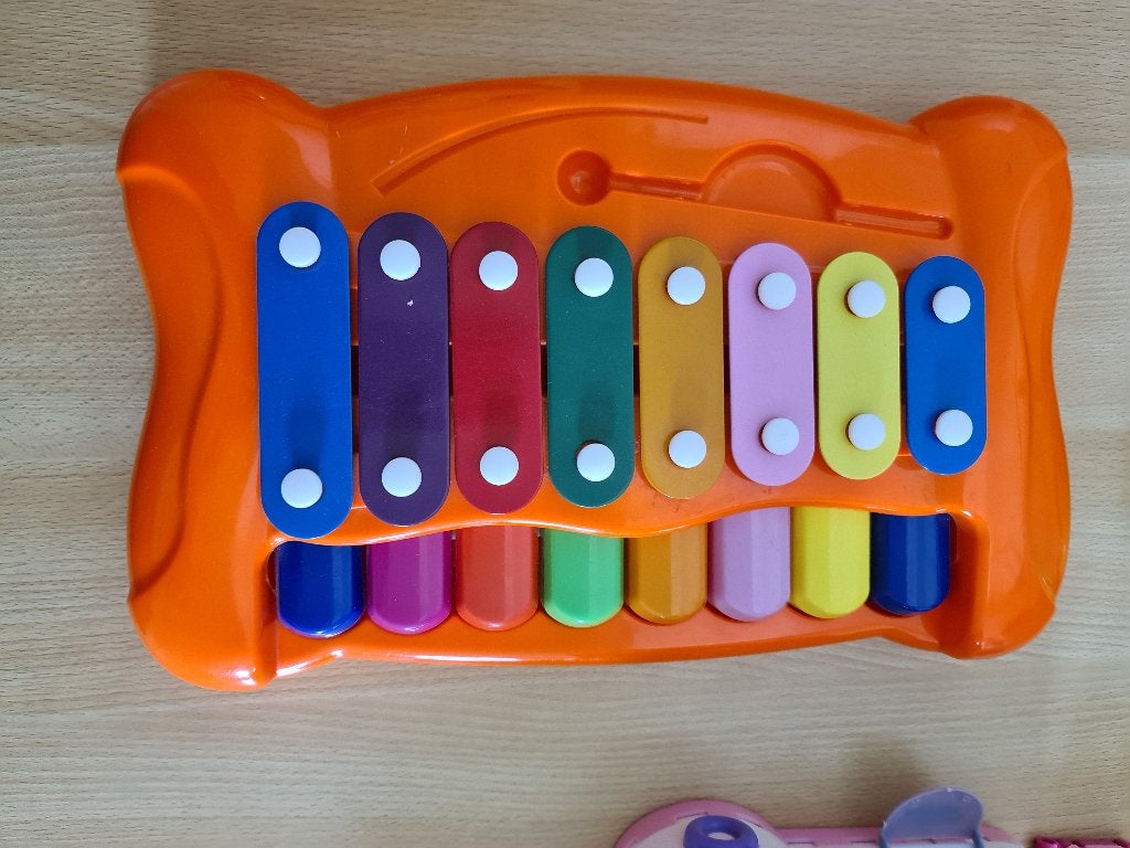 xylofoon piano muziek oranje, Ophalen, Zo goed als nieuw