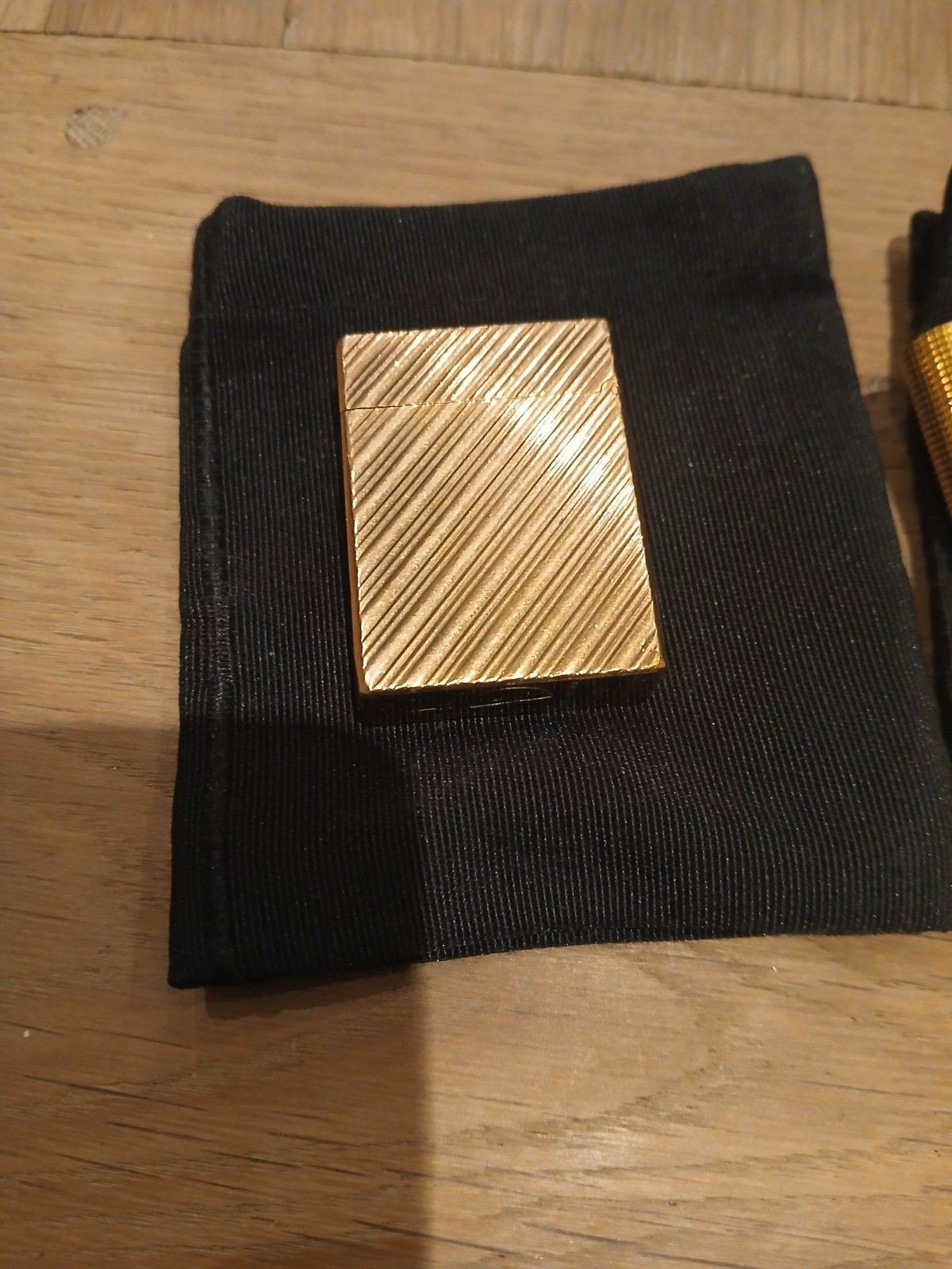 Briquet dupont  pas de gas et pierre