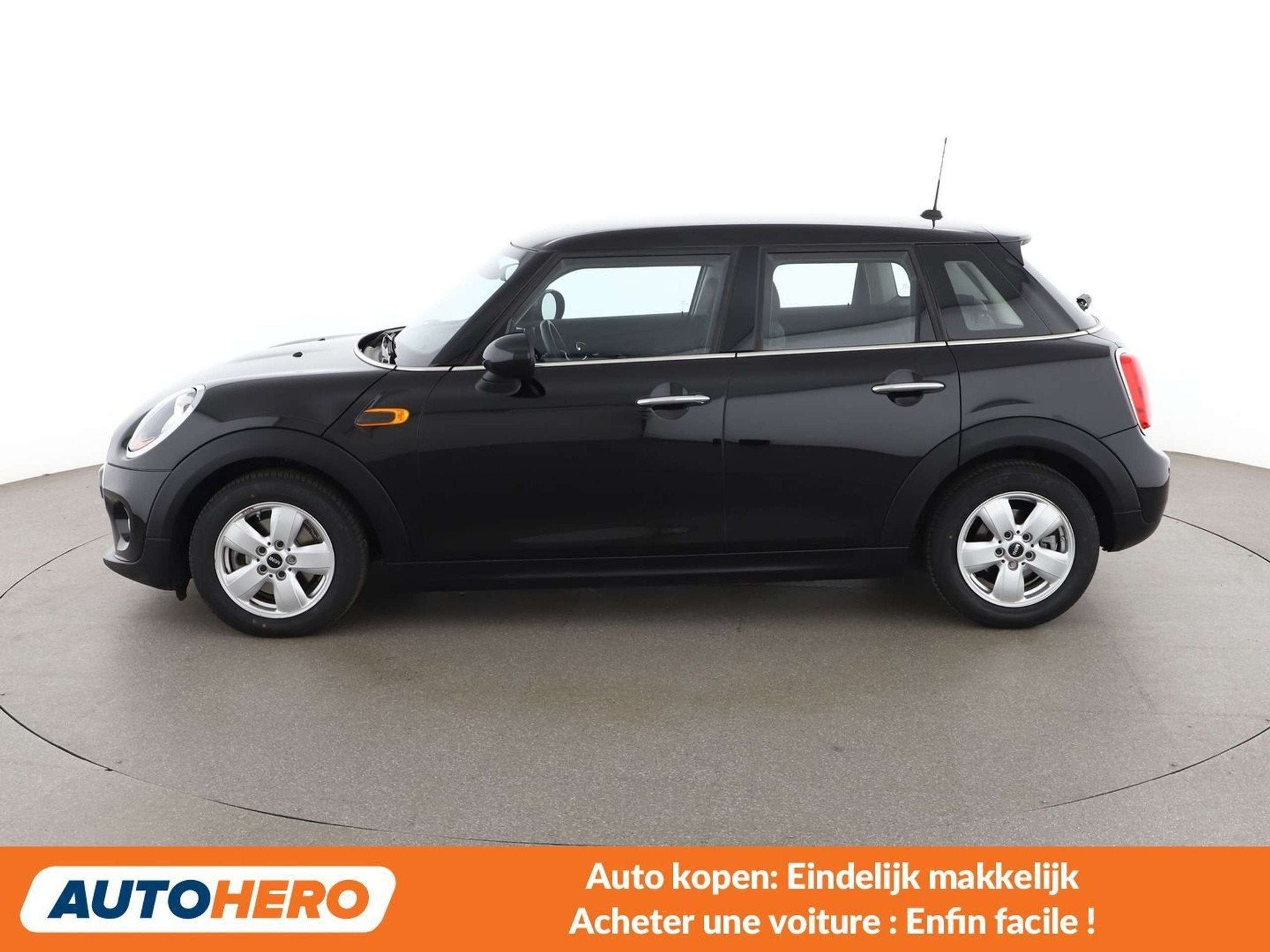MINI Cooper D Cooper D (année de construction 2017), Autos, Achat, 5 portes, 99 g/km, Automatique