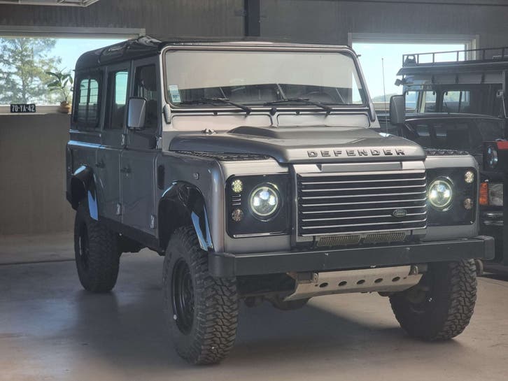 Land Rover Defender 2.2 Turbo - D E DPF * NEW MOTEUR * 72.00, Autos, Euro 5, Achat, https://public.car-pass.be/vhr/9cd9da71-52f9-45d9-bde2-99a9c1cf911d