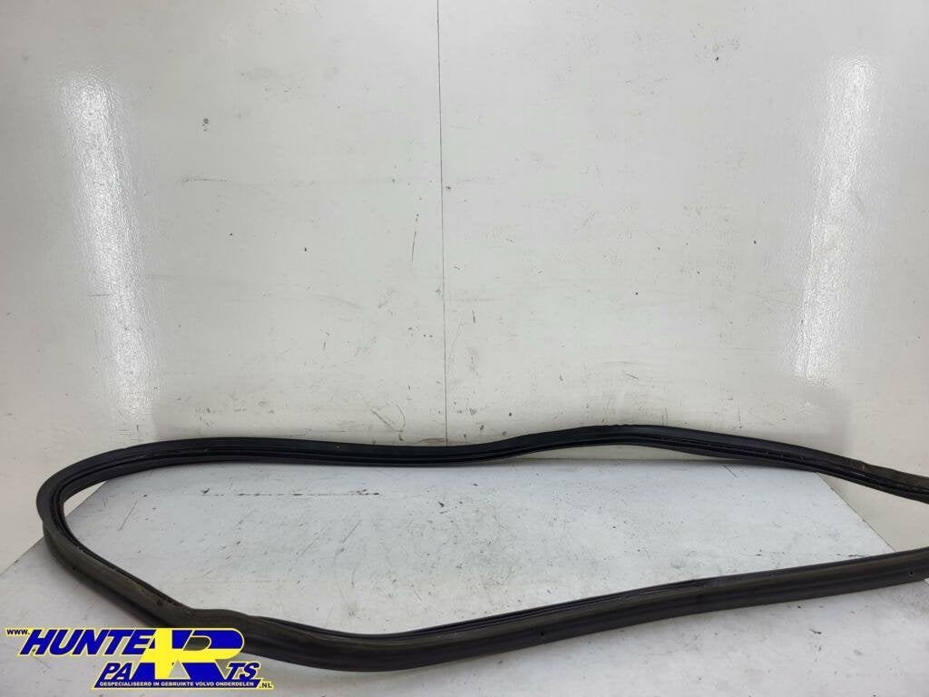 Achterkleprubber Volvo V40 II ('12-'19) 31385613, Gebruikt, Ophalen of Verzenden, Volvo, Volvo