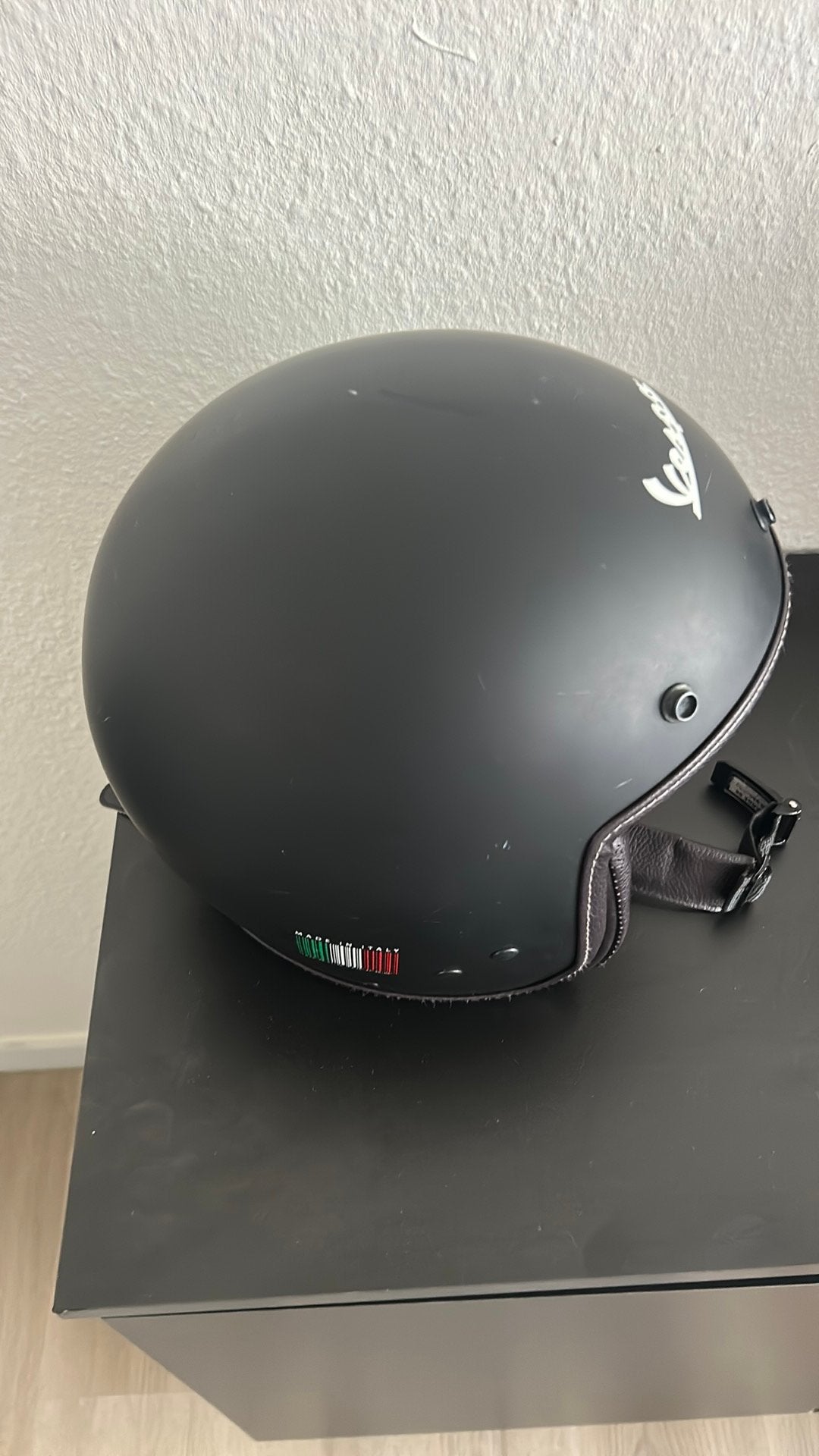 Vespa helm, Fietsen en Brommers, Brommerhelmen, Ophalen of Verzenden, Zo goed als nieuw