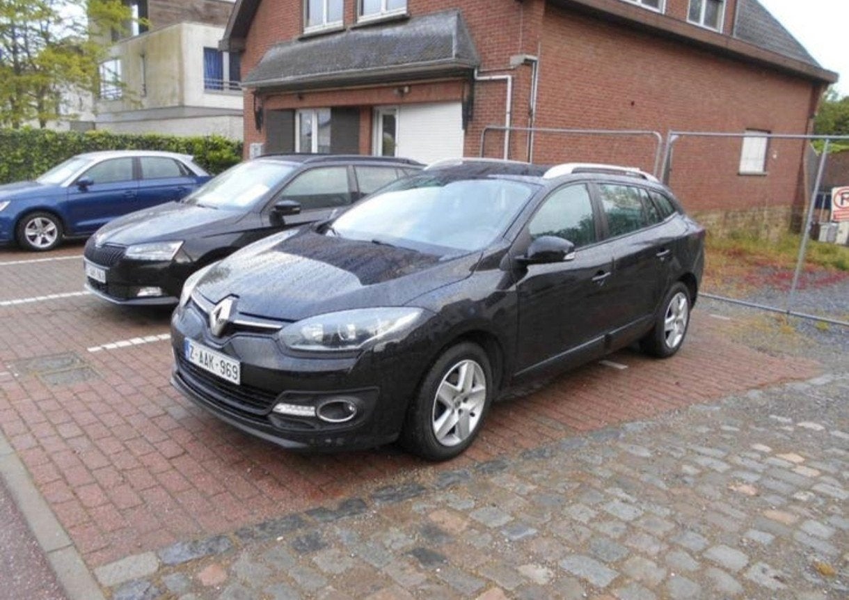 MEGANE BREAK/BENZINE/NAVI/AIRCO/CRUISE/GARANTIE, Auto's, Voorwielaandrijving, Parkeersensor, Zwart, 5 deurs