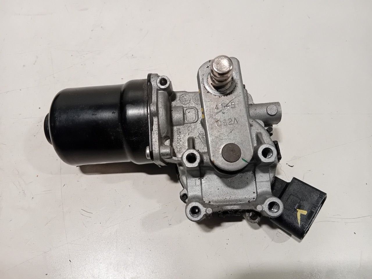 Ruitenwissermotor voor Opel Corsa, Auto-onderdelen, Onderdelen@venauto.nl, Van der Ven Autorecycling B.V., Gebruikt, Ettenseweg 76, 4706 PB Roosendaal, The Netherlands