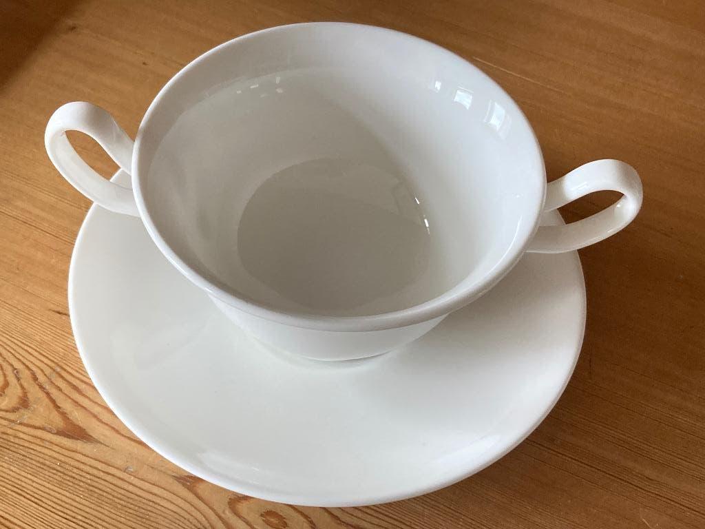Wedgwood Fine Bone China Soepkop + Schotel, Ophalen of Verzenden