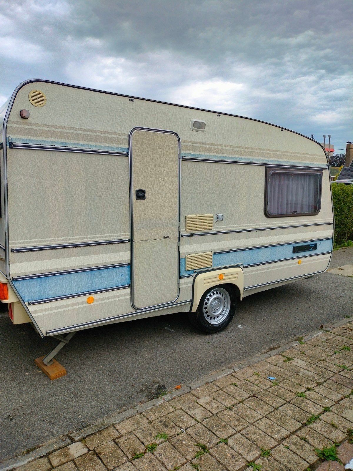 Een hele mooie ci wilk Deluxe caravan, Particulier, Wilk