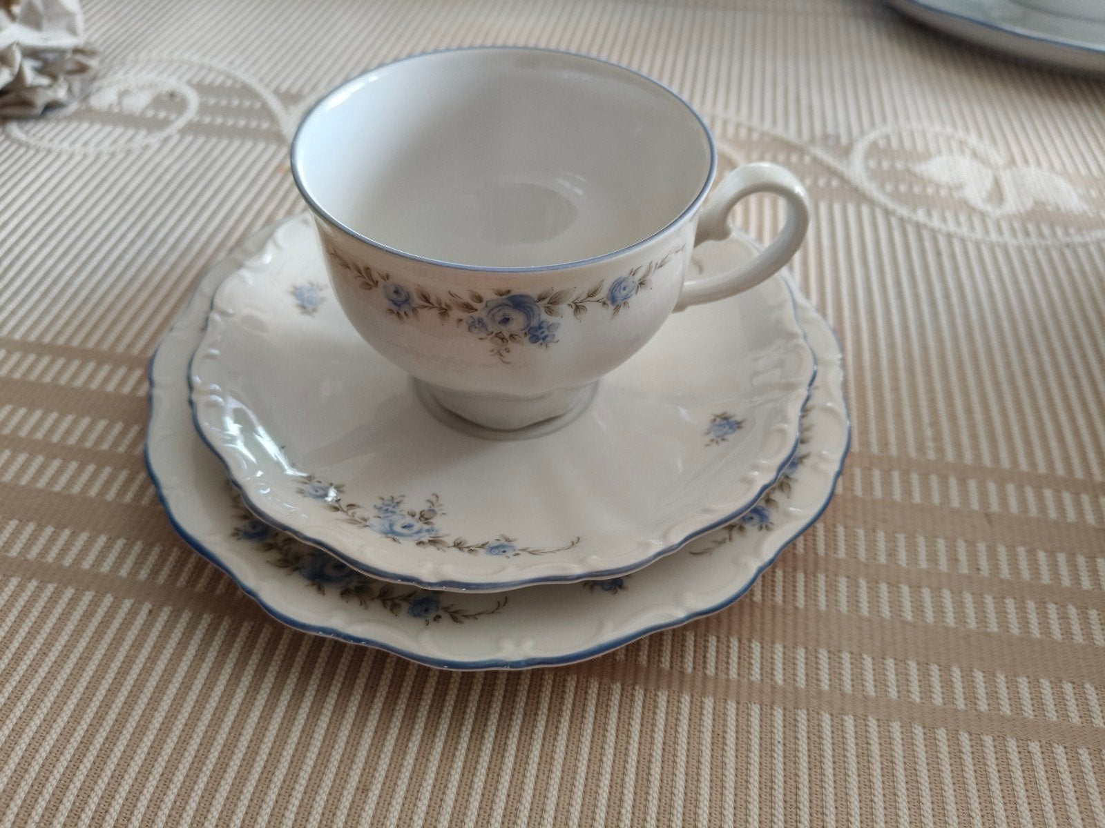 16-delig koffieservies Bavaria ROSE, Ophalen, Zo goed als nieuw, Kop(pen) en/of Schotel(s)