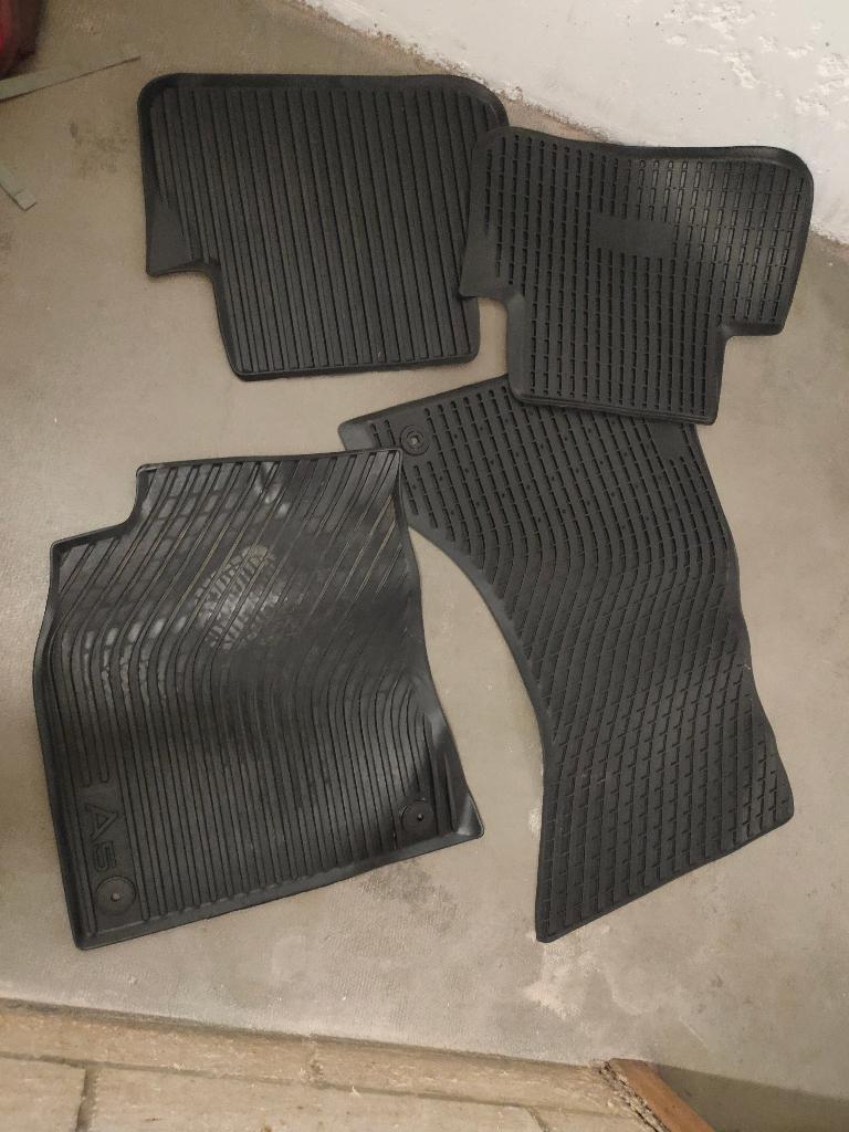 Tapis caoutchouc Audi A5 d'origine — jeu complet, Enlèvement ou Envoi, Comme neuf