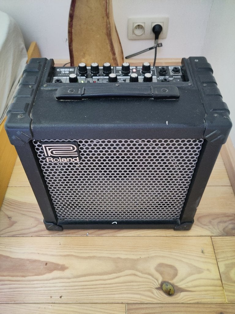 Ampli guitare Roland cube 30, Muziek en Instrumenten, Versterkers | Bas en Gitaar, Ophalen, Gebruikt, Gitaar