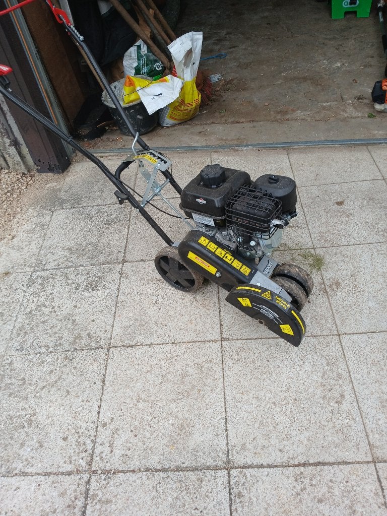 Kantensnijder masport, Tuin en Terras, Ophalen, Zo goed als nieuw, Minder dan 10 cm, Benzine