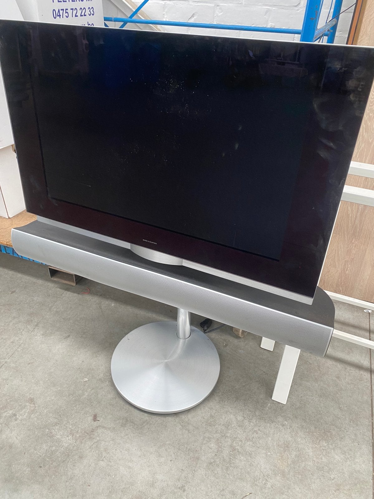 Bang olufsen tv iconic, Ophalen, Zo goed als nieuw
