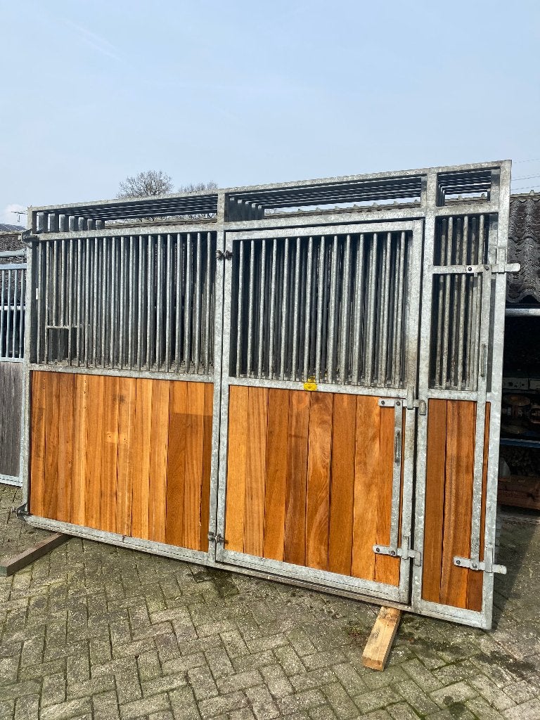 te koop gevraagd paardenboxen, Dieren en Toebehoren, Stalling en Weidegang, Accessoires, 4 paarden of pony's of meer