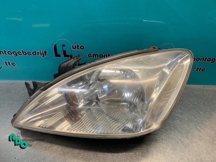 Koplamp links van een Mitsubishi Lancer (Lancer 03-), Gebruikt, -, -, Ophalen of Verzenden
