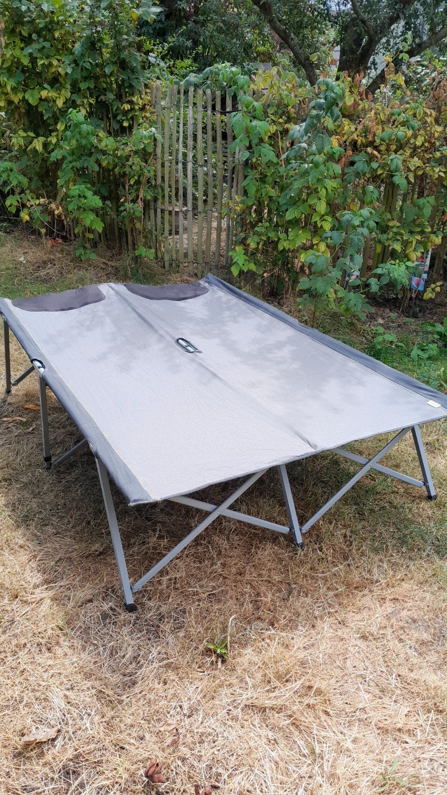 Kampa tweepersoons veldbed, Caravans en Kamperen, Ophalen, Zo goed als nieuw