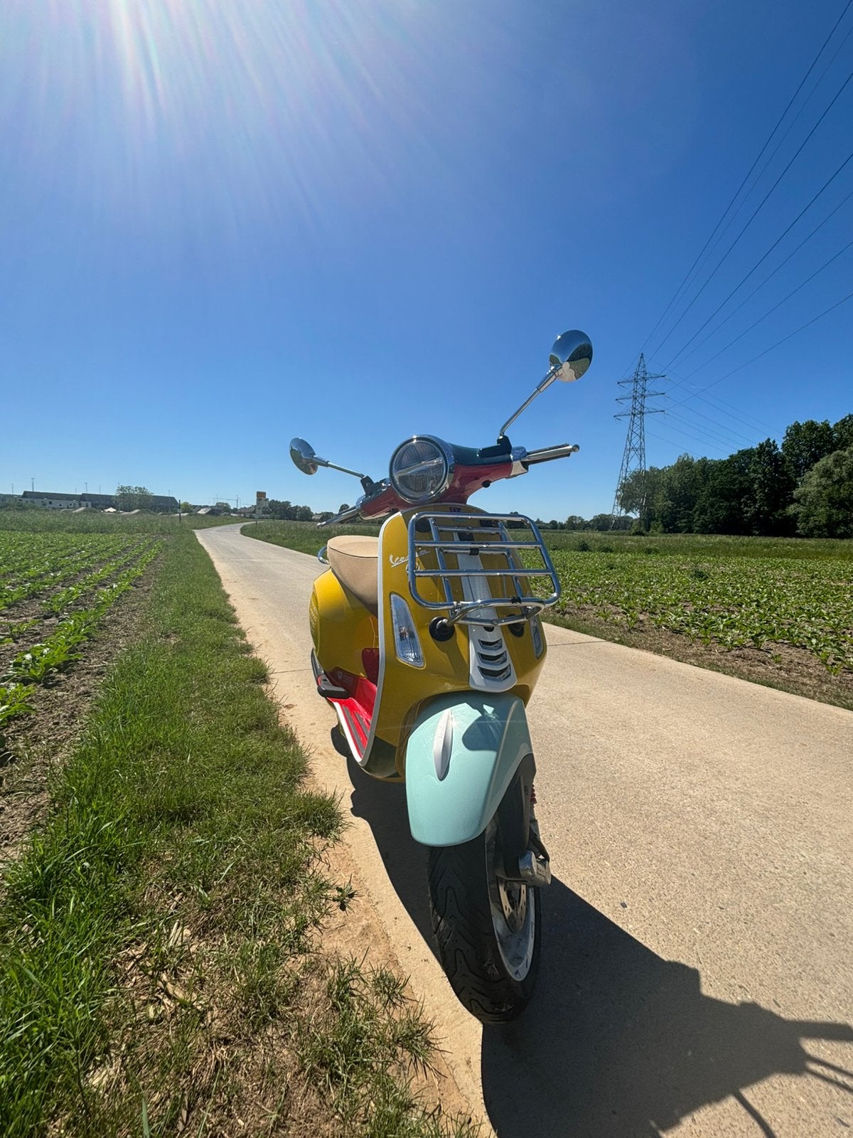 Piaggio Vespa Primavera 50cc Sean Wotherspoon Edition – 2020, Fietsen en Brommers, Scooters | Vespa, Ophalen, Overige modellen