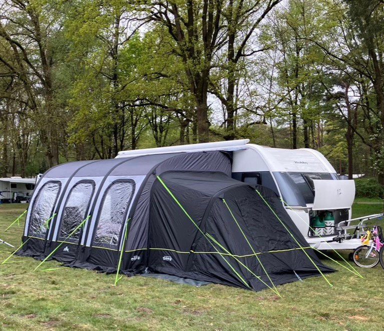 Opblaasbare voortent voor caravan met extra slaapruimte, Ophalen, Zo goed als nieuw