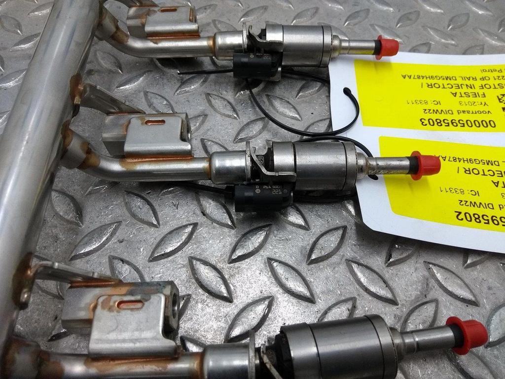 FORD FIESTA BRANDSTOF INJECTOR / VERSTUIVER 2013, Auto-onderdelen, Ophalen of Verzenden, Gebruikt, Stiba lid