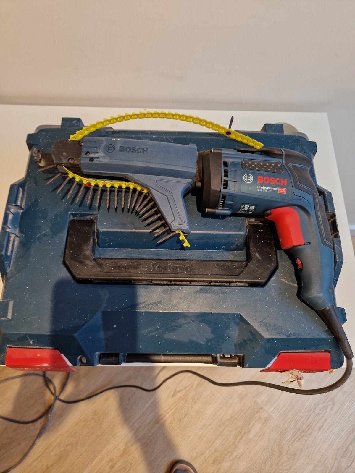 Giproc schroefmachine Bosch met schroefband, Doe-het-zelf en Bouw, Gereedschap | Boormachines, Ophalen