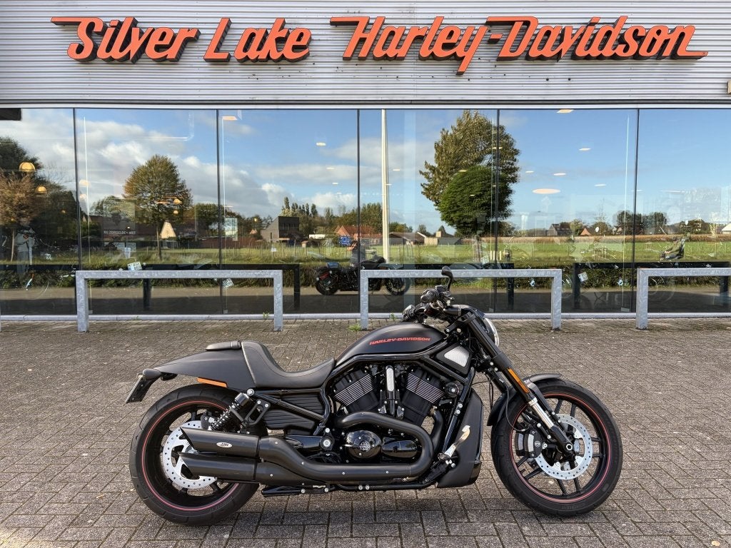 Harley Davidson V-Rod Night Rod Special met 12 maanden waarb, Motoren, Gebruikt, Overig, 1250 cc, Handgeschakeld