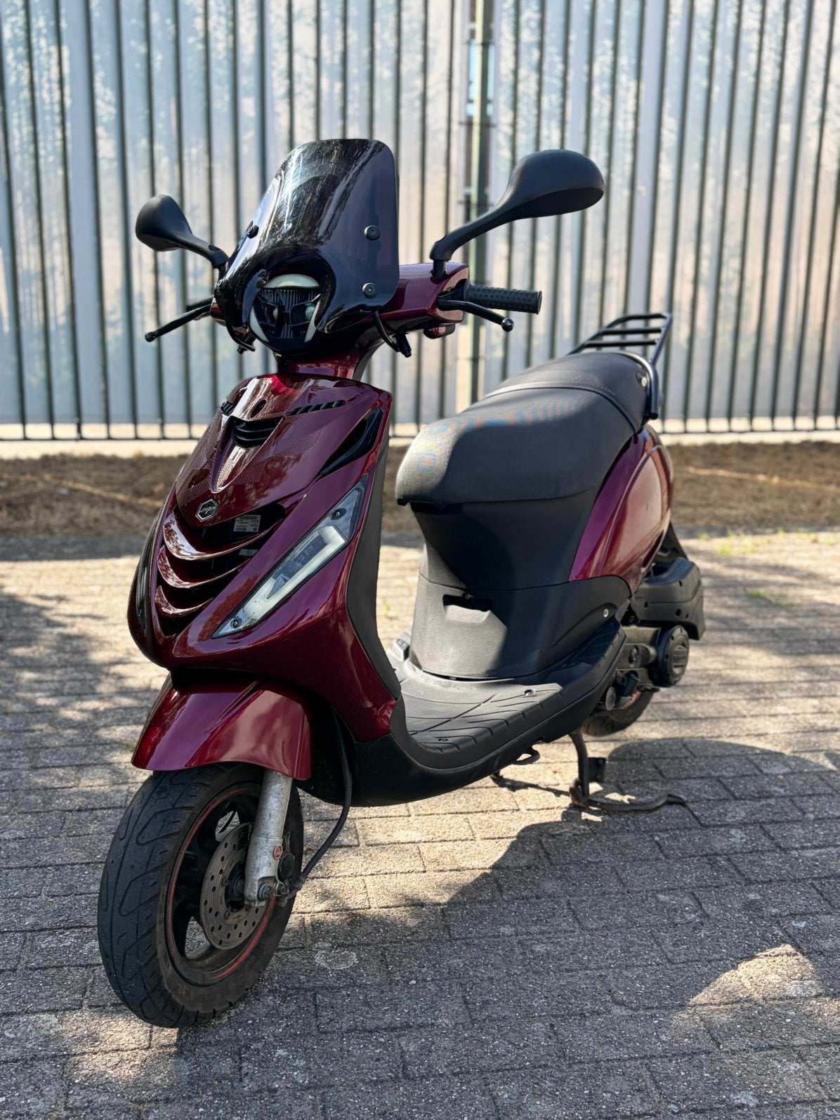 Piaggio zip iget candy red, Vélos & Vélomoteurs, Enlèvement, Comme neuf, Zip