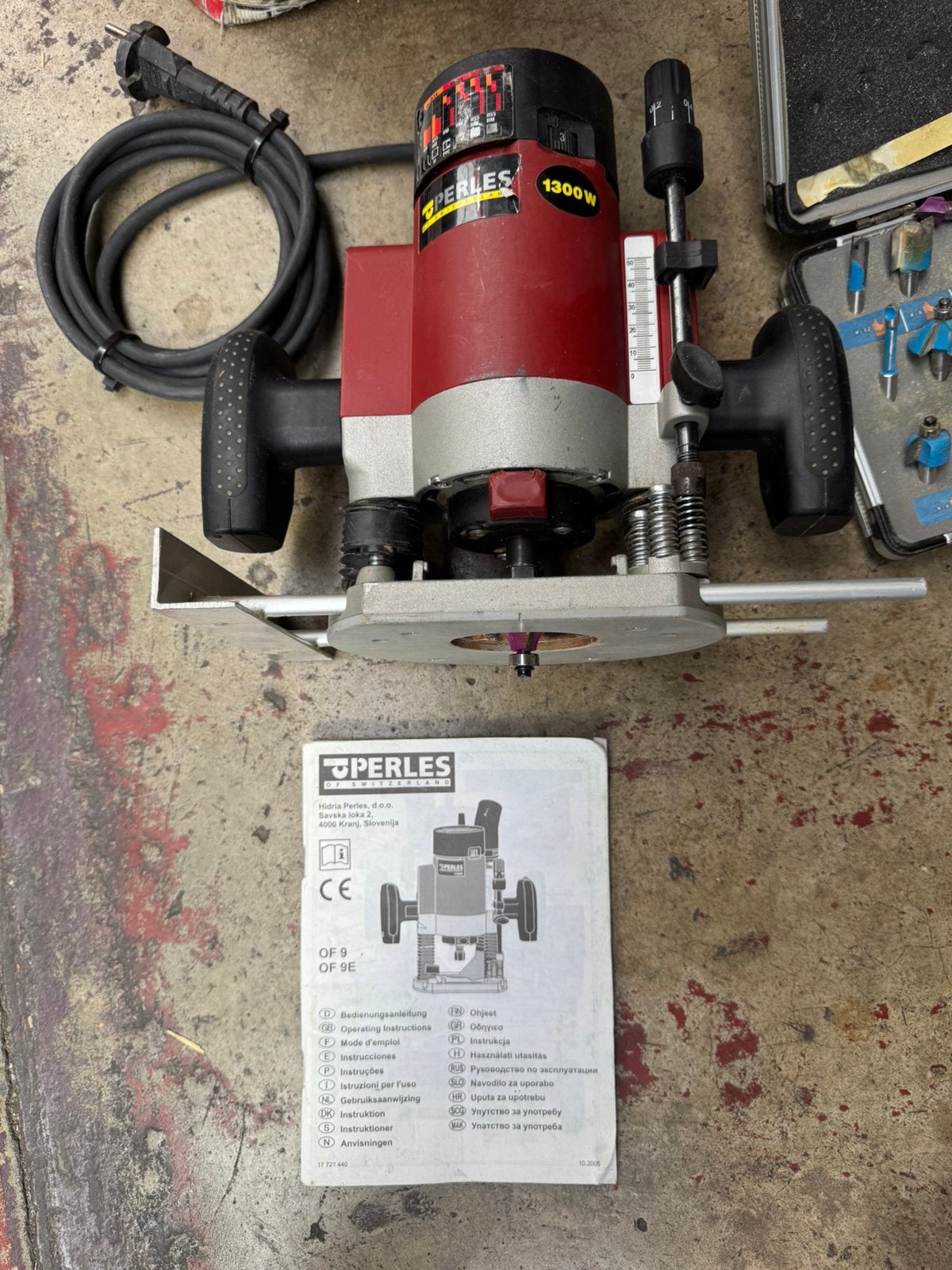 Défonceuse PERLES OF 9E 1300W,, Enlèvement, Comme neuf, Électrique