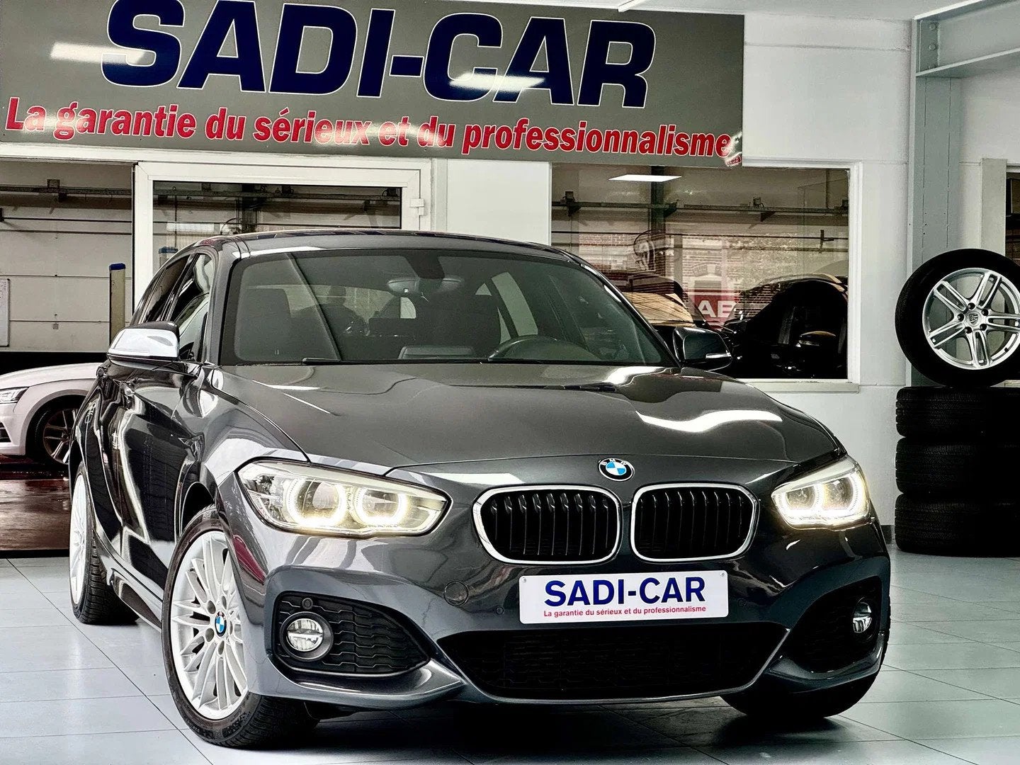 BMW 1 Serie 118 dA 2,0 DA 150cv - M SPORT EDITION, Autos, Argent ou Gris, Achat, Entreprise, Noir