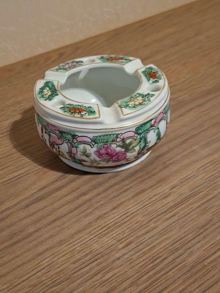 Chinese porseleinen asbak, Ophalen of Verzenden, Gebruikt, Asbak