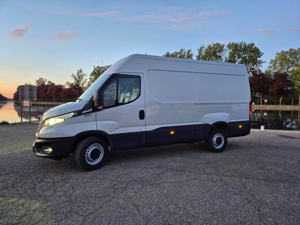Iveco daily  kan verkochte worden op factuur * btw, Auto's, Bestelwagens en Lichte vracht, Particulier, Ophalen
