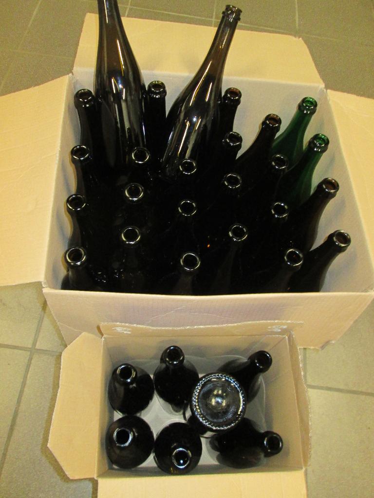 Bierflessen voor hobbybrouwers/brouwen/bierbrouwen/afvullen, Hobby en Vrije tijd, Overige Hobby en Vrije tijd, Ophalen, Zo goed als nieuw