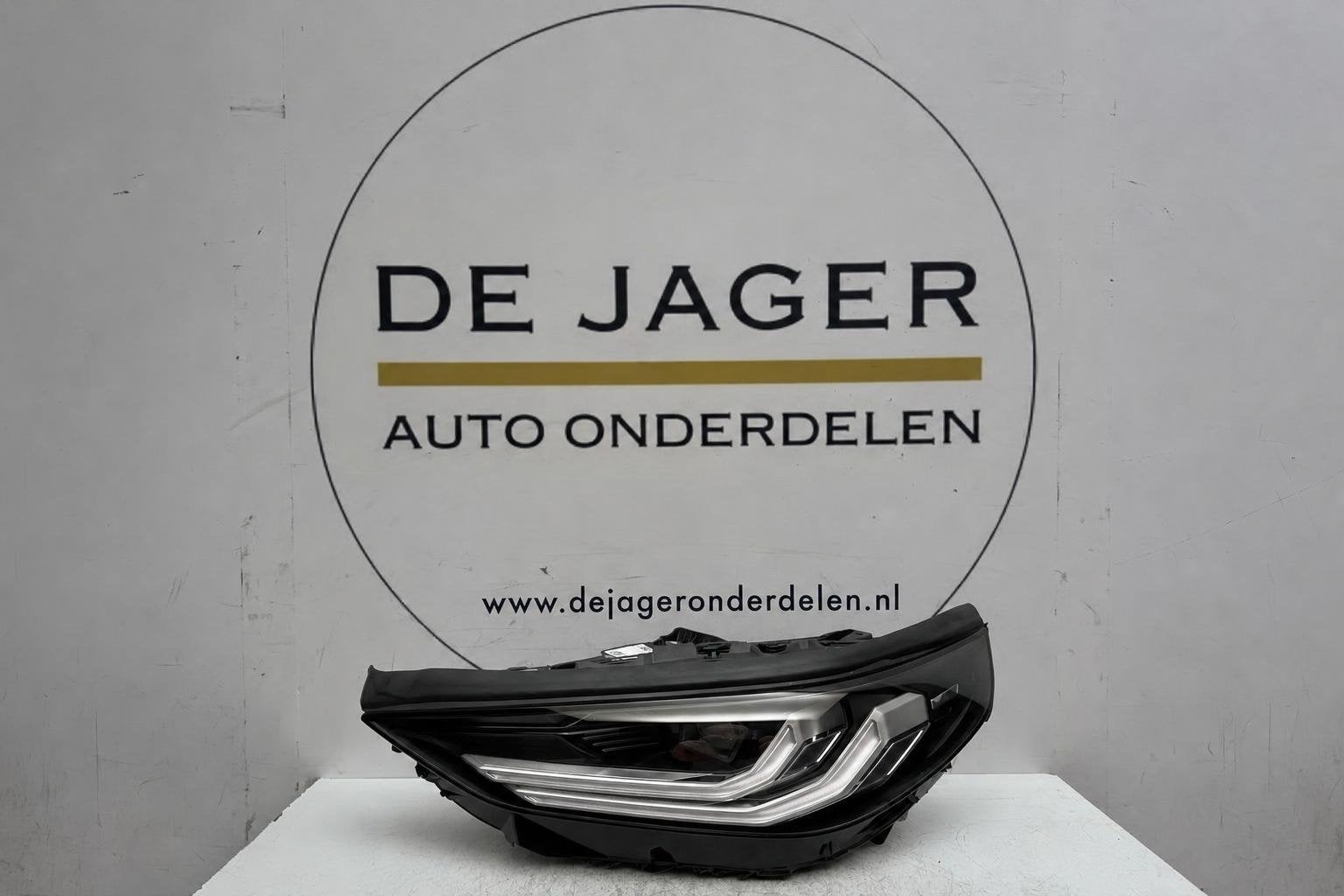 BMW X3 G45 Full LED koplamp links 5A1BD1708, Petuelring 130
80788  Munich, DE, Gebruikt, Info@bmw.de, BMW