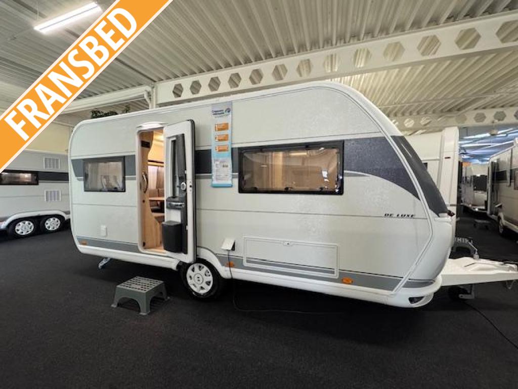 Hobby De Luxe 460 UFE 2026 BLACKLINE ACTIE!, Caravans en Kamperen, Rondzit, Schokbreker, 5 tot 6 meter, Tot en met 4