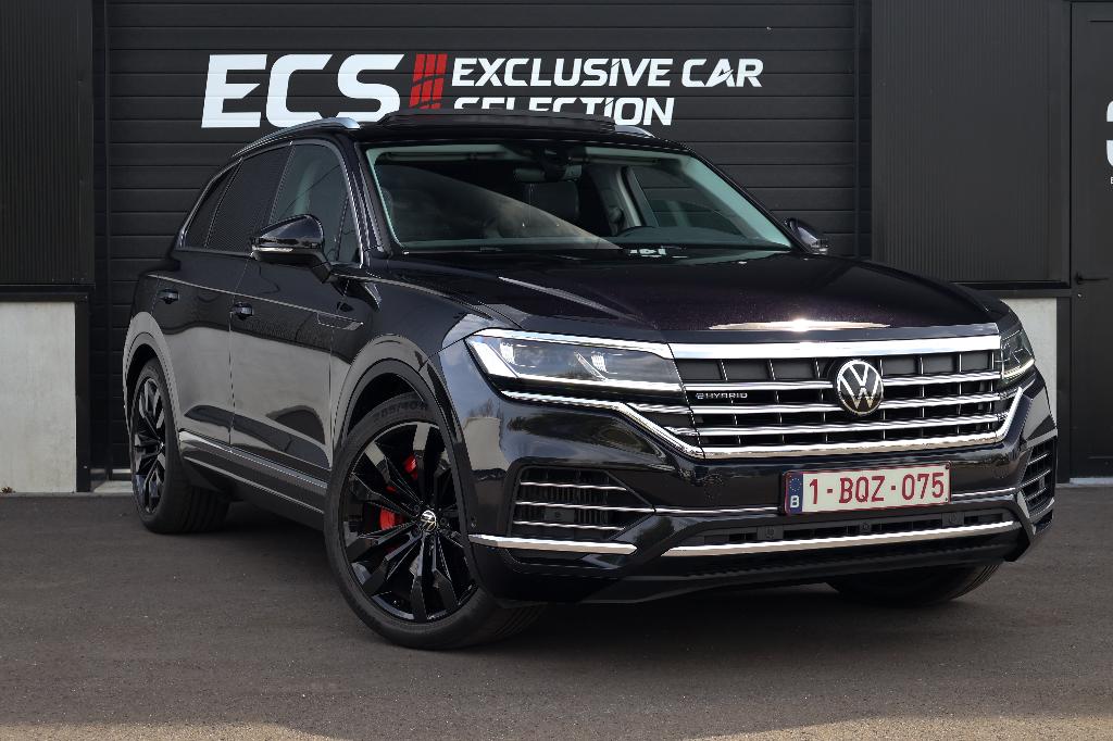 Volkswagen Touareg | PHEV | Pano | ACC | Virtual | Memory |, Auto's, Automaat, 2995 cc, Zwart, Leder