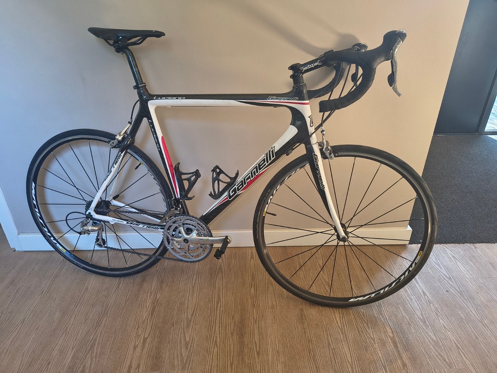 Carbon Racefiets | Garnelli Luciano | Framemaat 61, Fietsen en Brommers, 28 inch, Gebruikt, Carbon, Velgrem