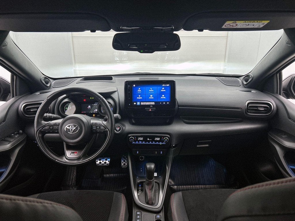 Toyota Yaris 1.5 VVT-i Hybrid 96kW GR Sport e-CVT, Autos, Entreprise, 131 ch, 5 portes, 96 kW