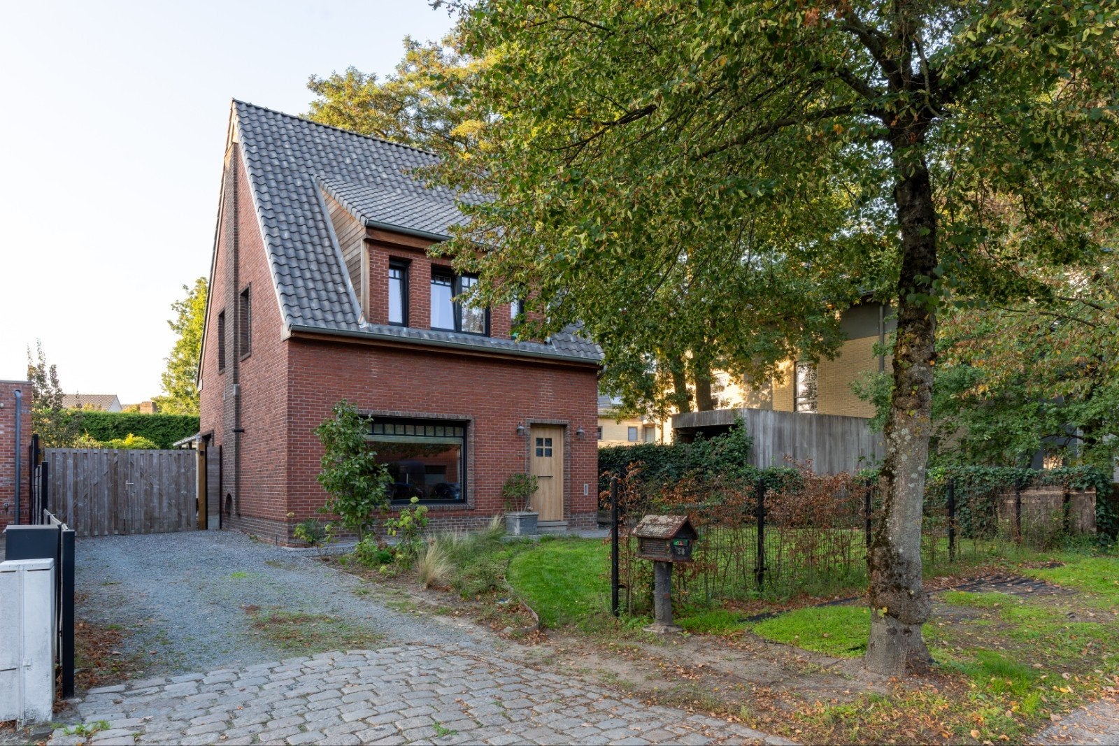 Ons huisje staat te koop!, Immo, 500 tot 1000 m², Antwerpen (stad), 2 kamers, Vrijstaande woning