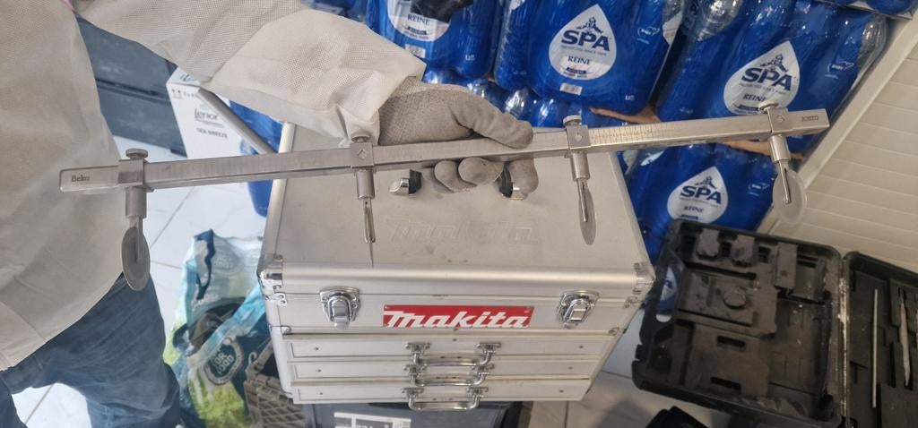 Mes entrepôts de nourriture, Enlèvement