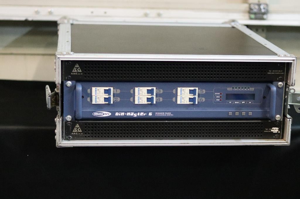 DIMMER - SHOWTEC DIM MASTER 6 - EN FC, Musique & Instruments, Musiques & Instruments Autre, Enlèvement, Comme neuf