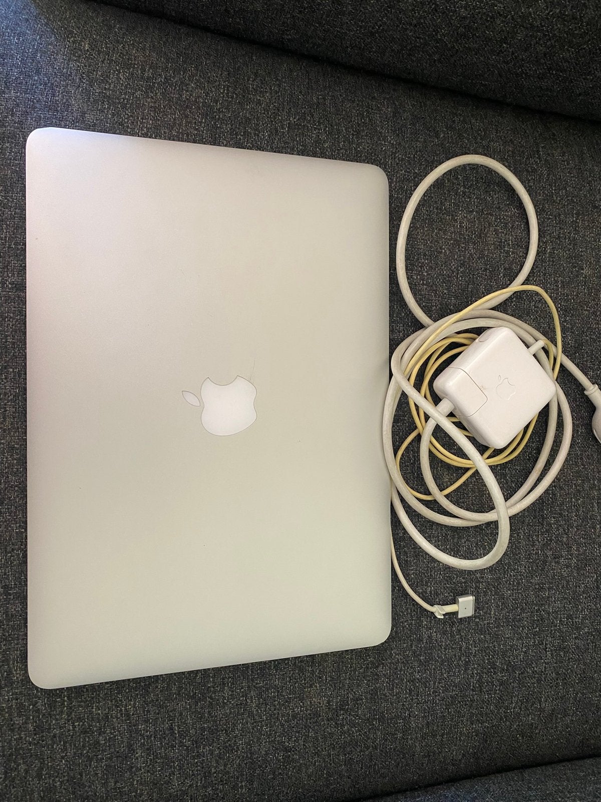 Macbook Air A1466, Computers en Software, Ophalen, Zo goed als nieuw, Qwerty, MacBook