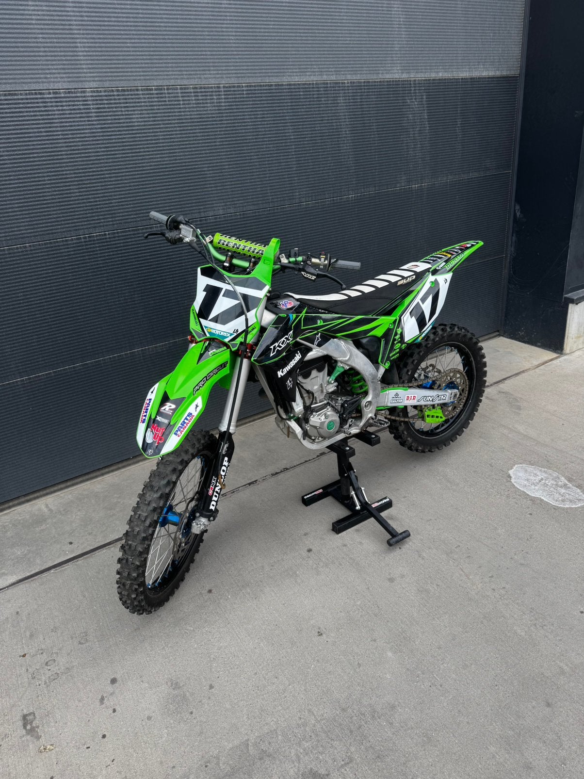 Kawasaki kx 450, Fietsen en Brommers, Ophalen, Zo goed als nieuw