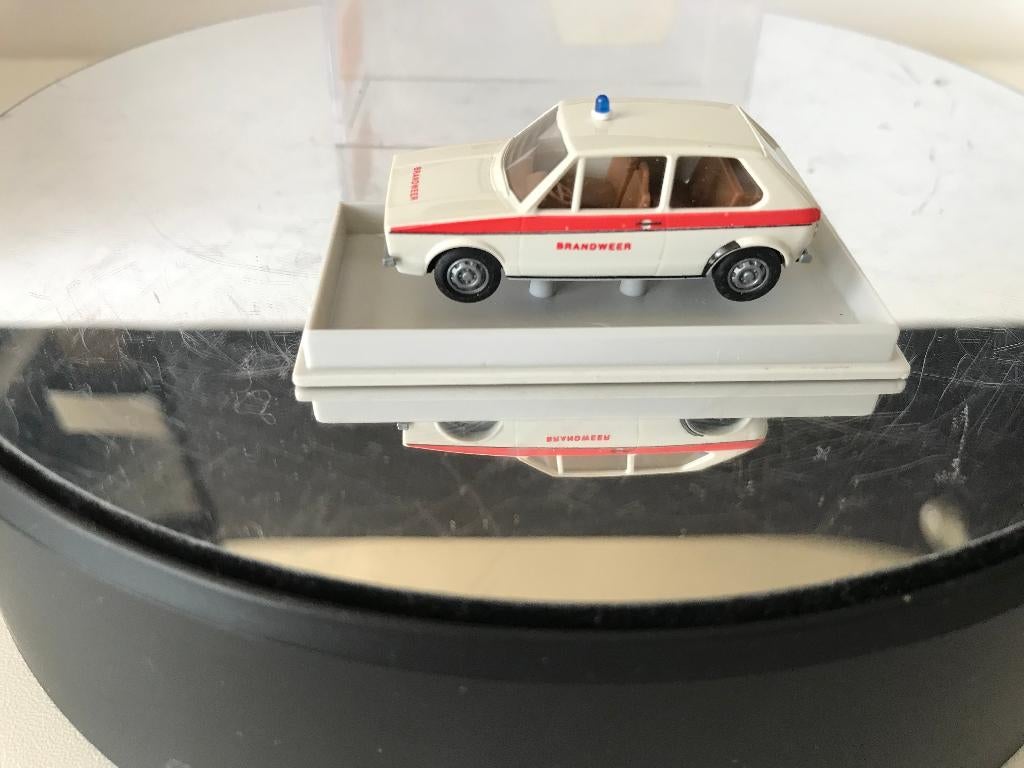 VOLKSWAGEN GOLF 1 - BRANDWEER - BREKINA - 1:87, Envoi, Neuf, Voiture, Brekina