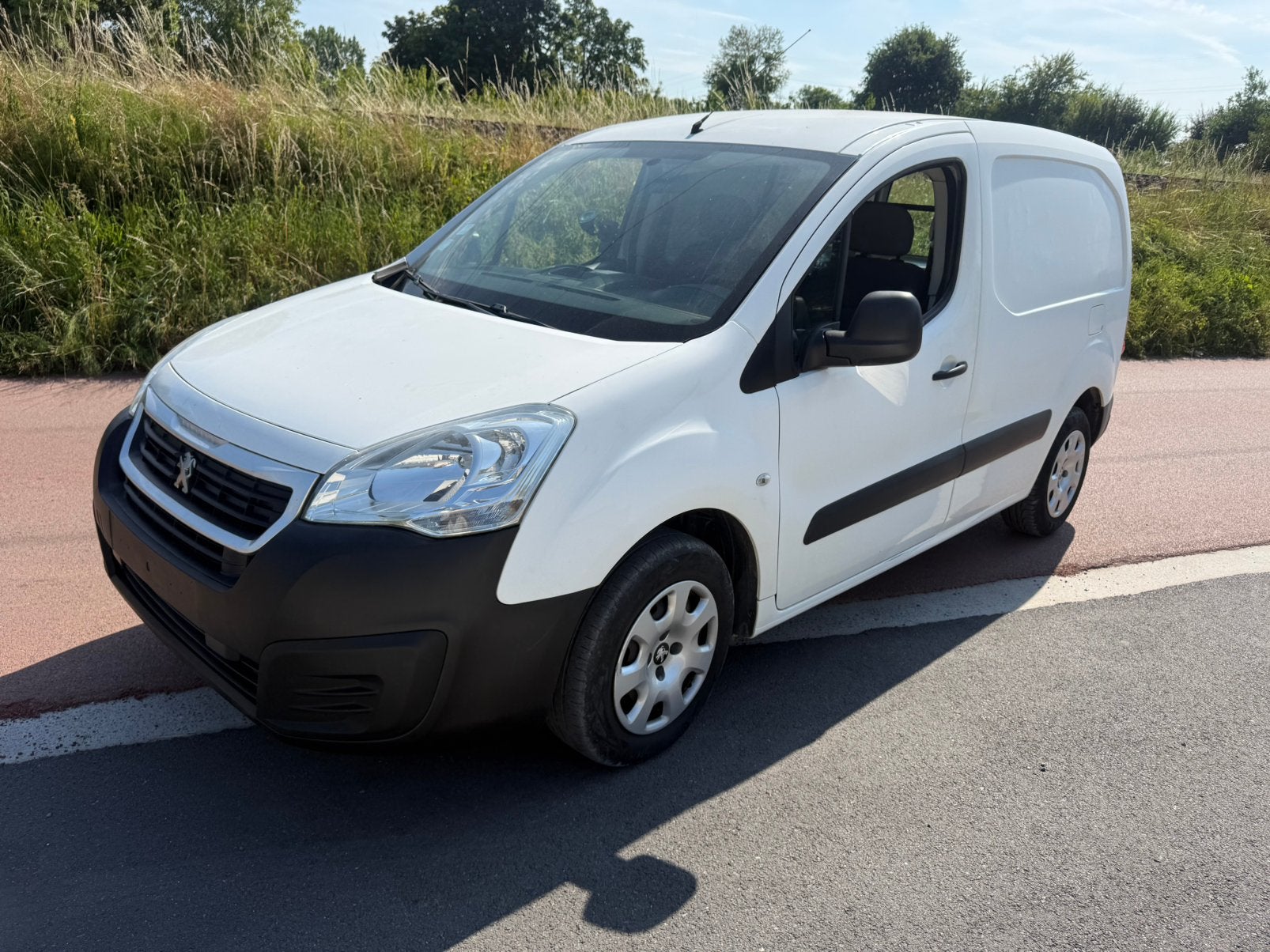 Peugeot partner benzine essence, Autos, Euro 5, Entreprise, 2 places, Boîte manuelle