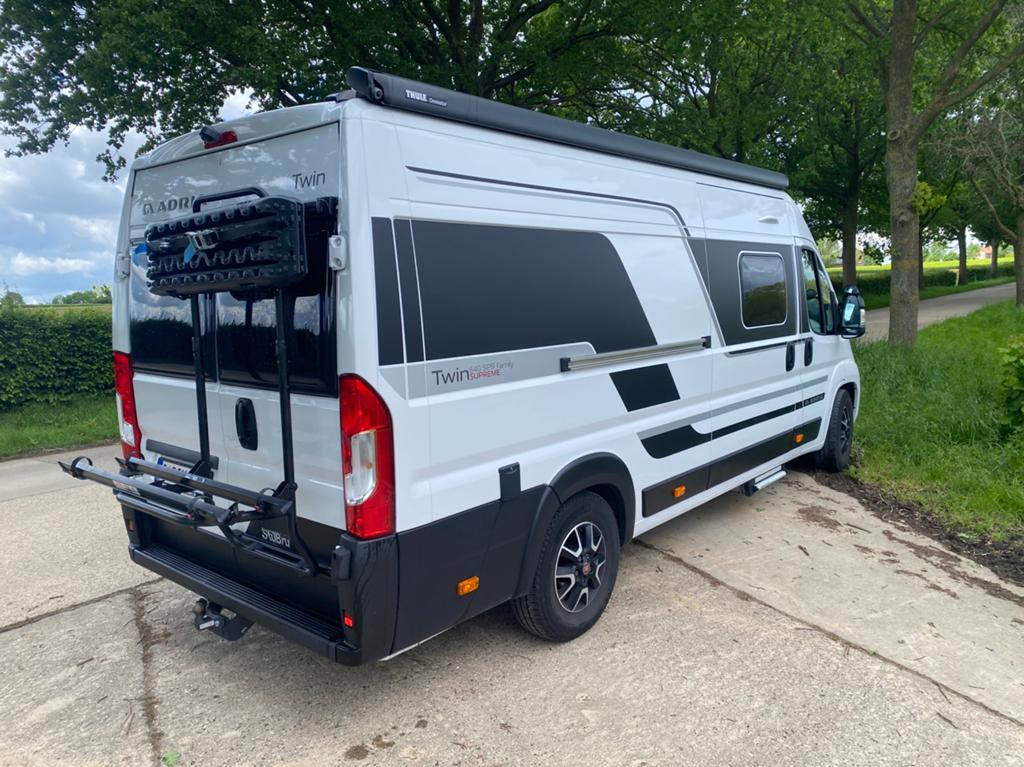 Adria Twin Supreme family 640 Fiat Ducato 07-2023, Caravans en Kamperen, Mobilhomes, Chemisch toilet, Buscamper of Camperbus, Fiat