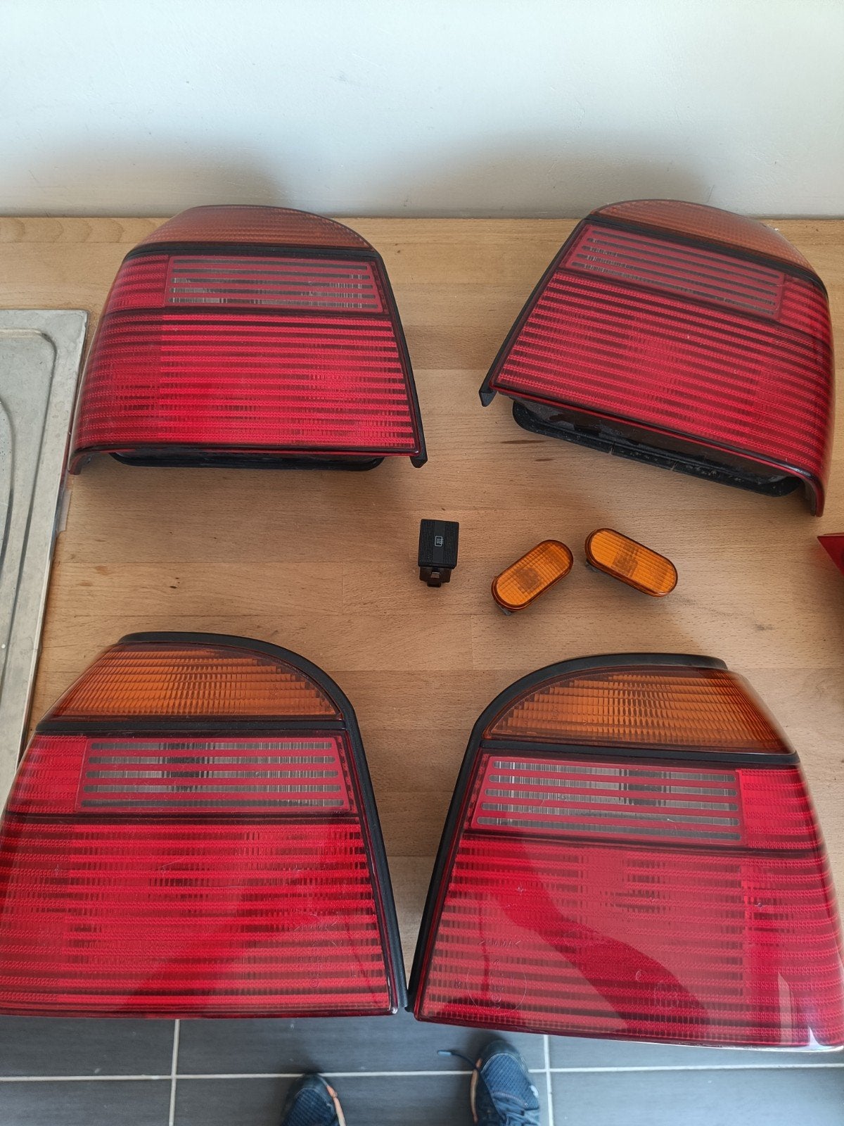VW 3 paires de Phares arrières golf 3 et golf 4, Autos : Pièces & Accessoires, Enlèvement ou Envoi