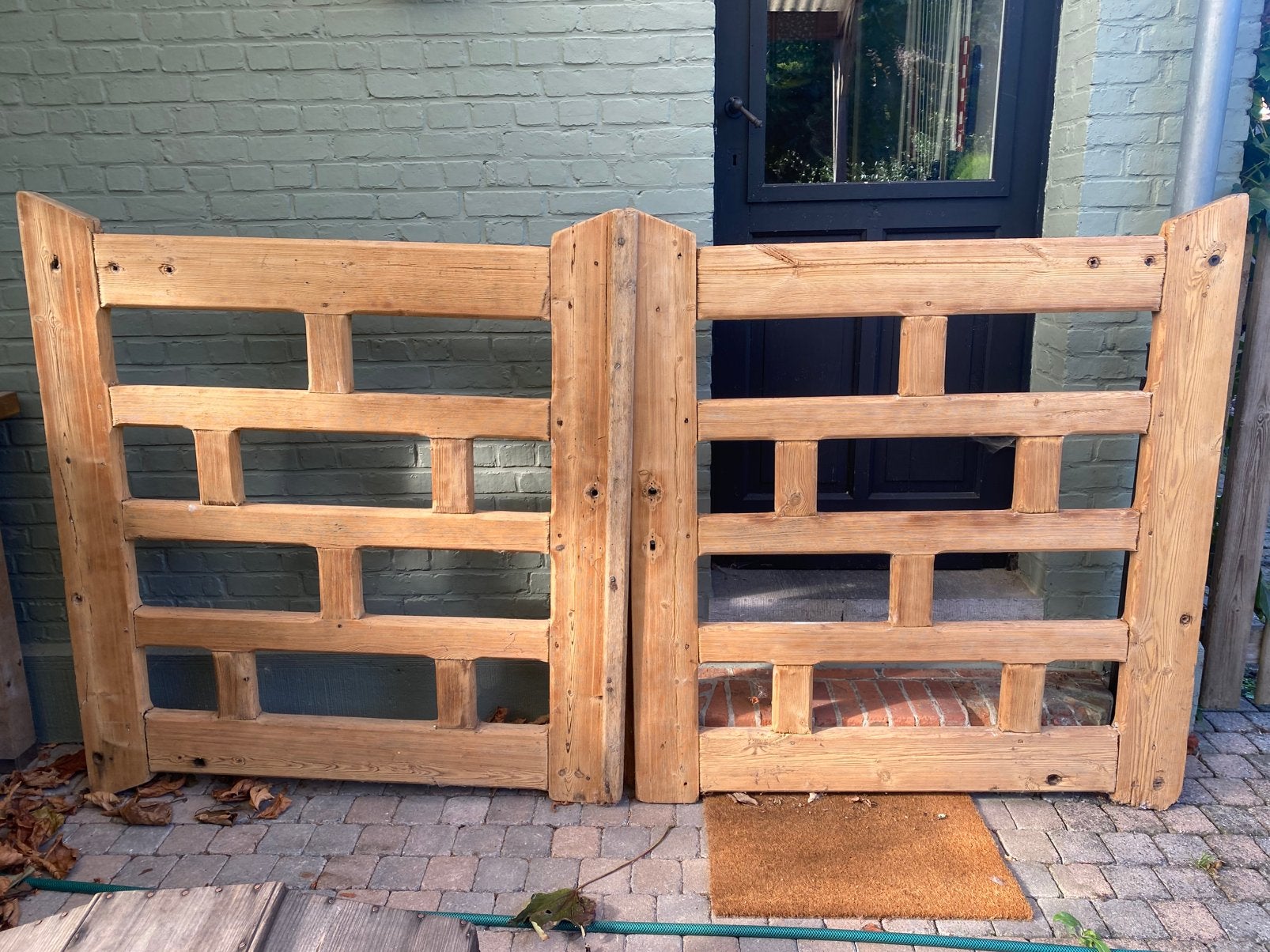 Dubbele zware houten poort, Tuin en Terras, Ophalen, Gebruikt