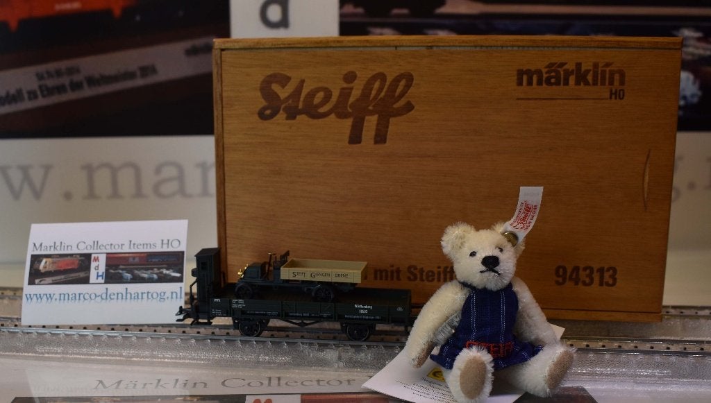 Märklin - Steiff 94313 nostalgieset goederenwagonset, Collections, Ours & Peluches, Comme neuf, Ours en tissus, Steiff, Enlèvement ou Envoi