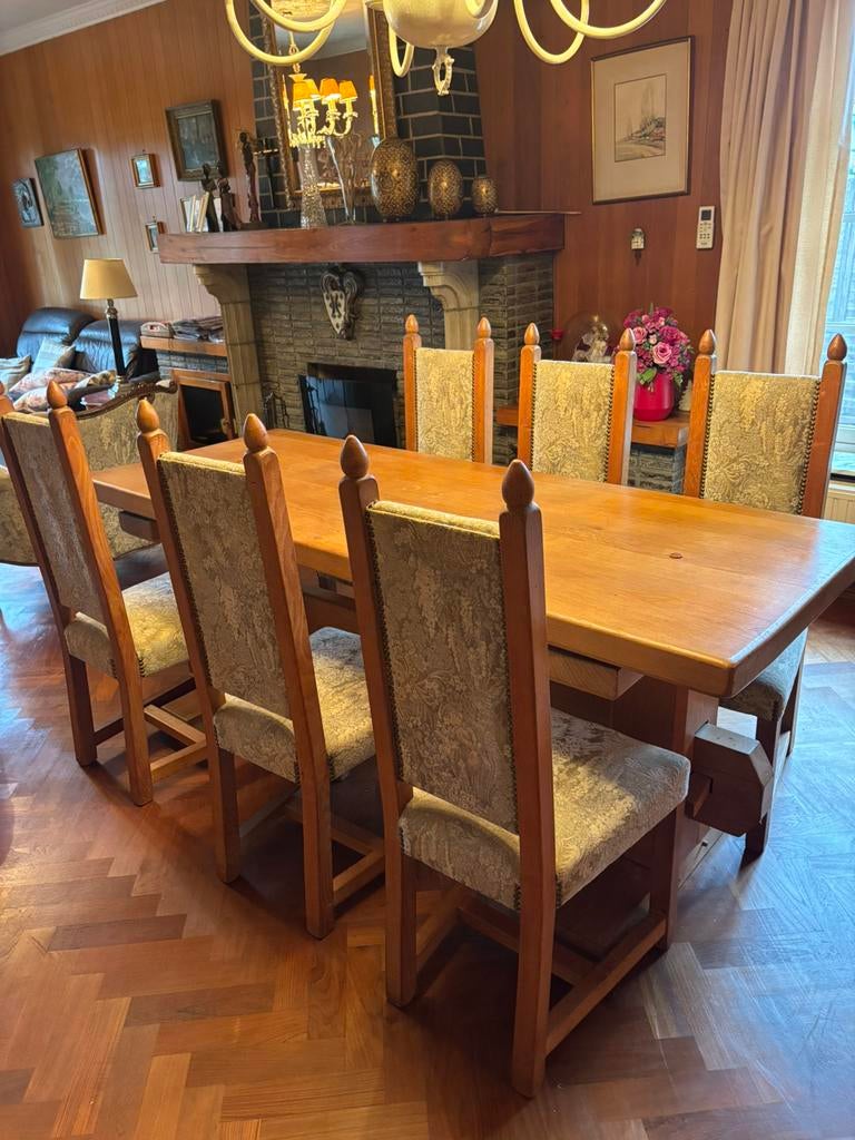 Eetkamer vol eikenhout incl barmeubel met barkrukken, Ophalen