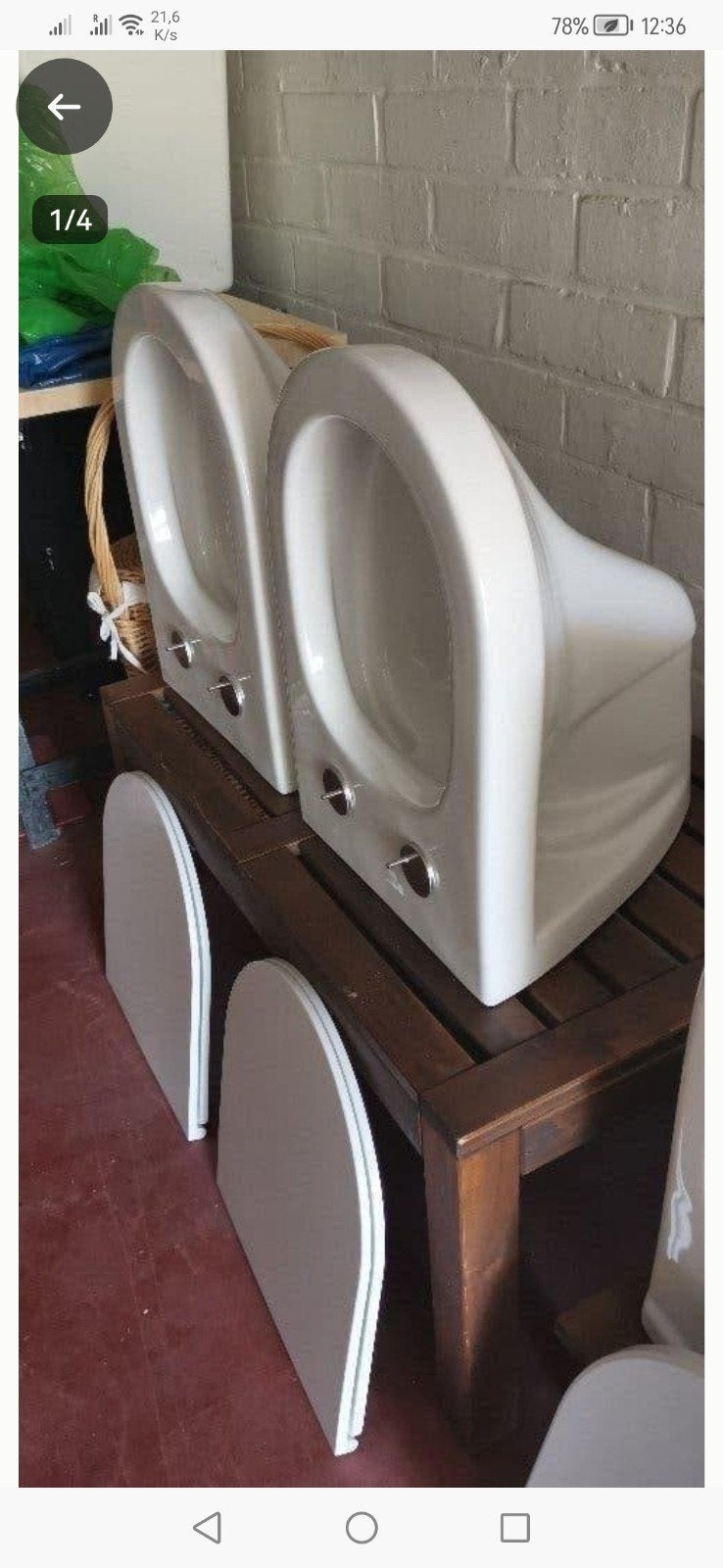 2 Ophang toiletten met deksels, Bricolage & Construction, Sanitaire, Enlèvement, Comme neuf, Pierre, Toilettes