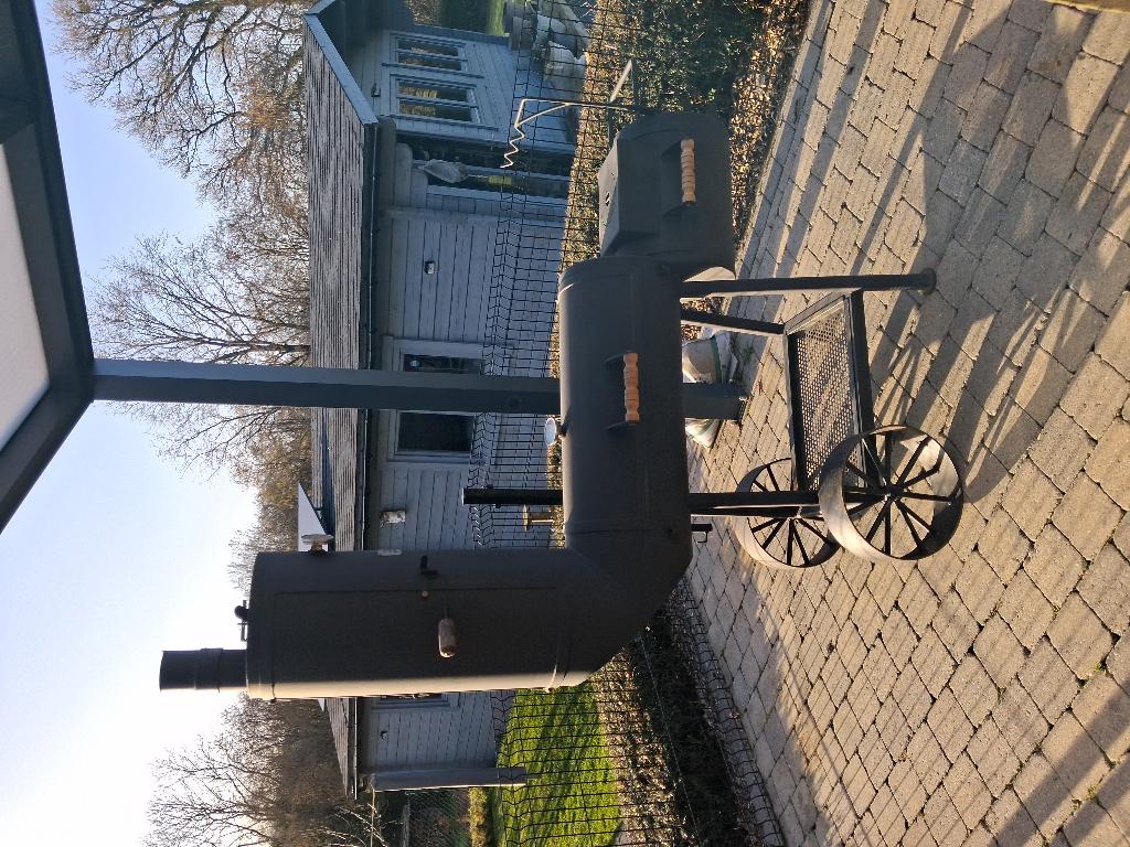 barbeque te koop, Tuin en Terras, Ophalen, Zo goed als nieuw, Zie foto, Met accessoires